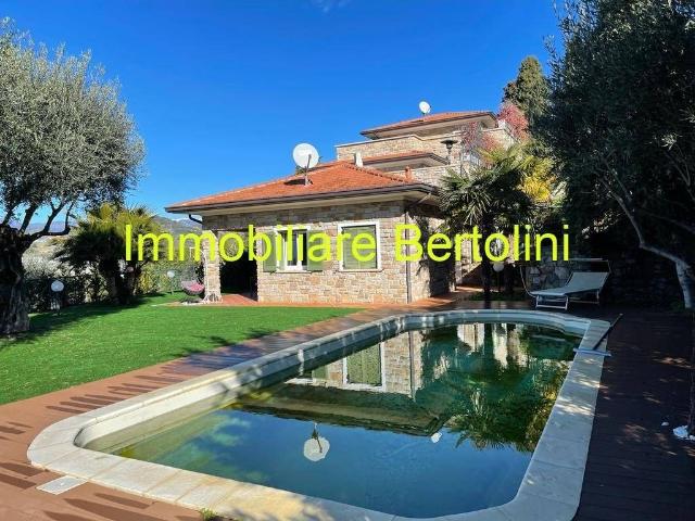 Villa in vendita Bordighera, Imperia, Liguria