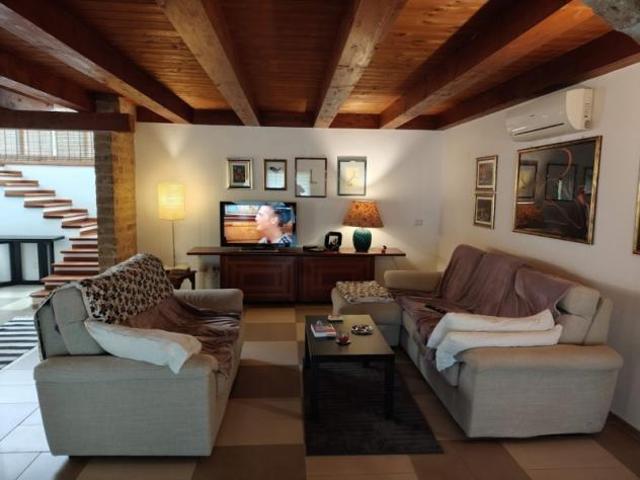 Villa in vendita con terreno