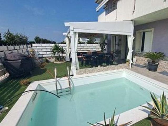 Villa in vendita di 140 m² in Via Giovanni Paolo Secondo, 4