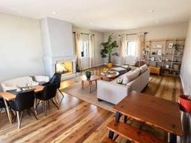 Villa in vendita di 140 m² in Via Martiri della Libertà