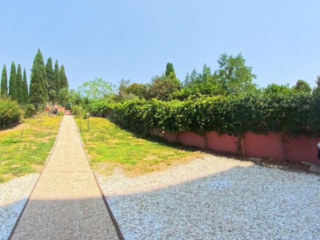 Villa in vendita di 145 m² in Via Colle Marina, 19