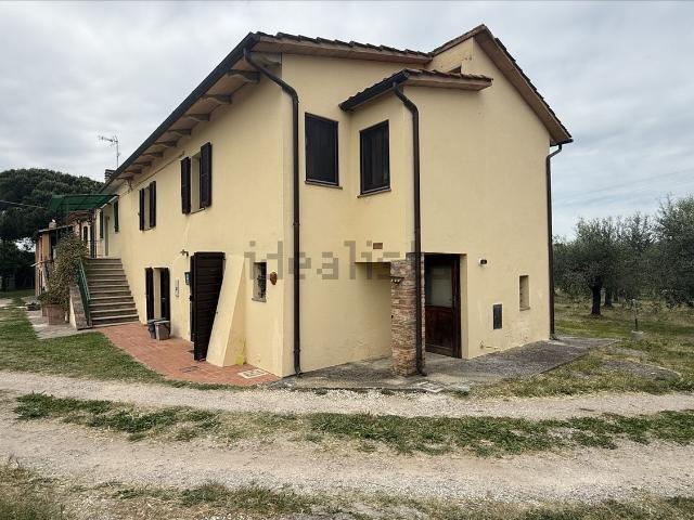 Villa in vendita di 150 m² in Località Piselli, 31