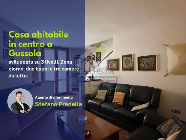 Villa in vendita di 150 m² in Via Roma