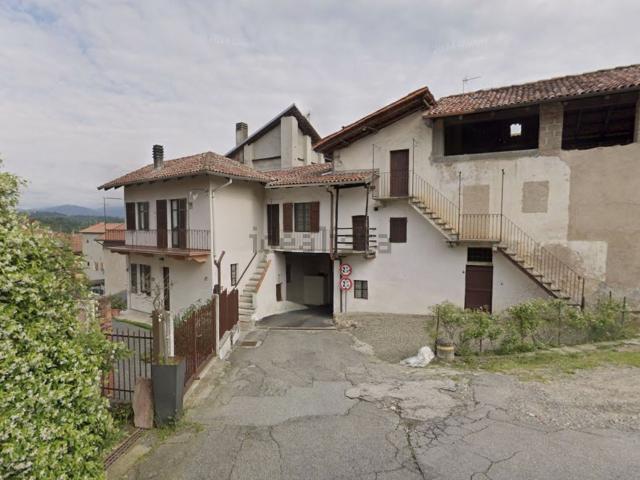 Villa in vendita di 154 m² in Via Cerro, 16