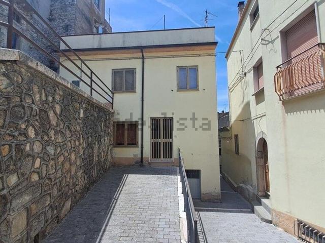 Villa in vendita di 155 m² in Via Vittorio Emanuele III