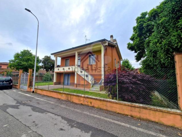 Villa in vendita di 160 m² in Via Leonardo da Vinci