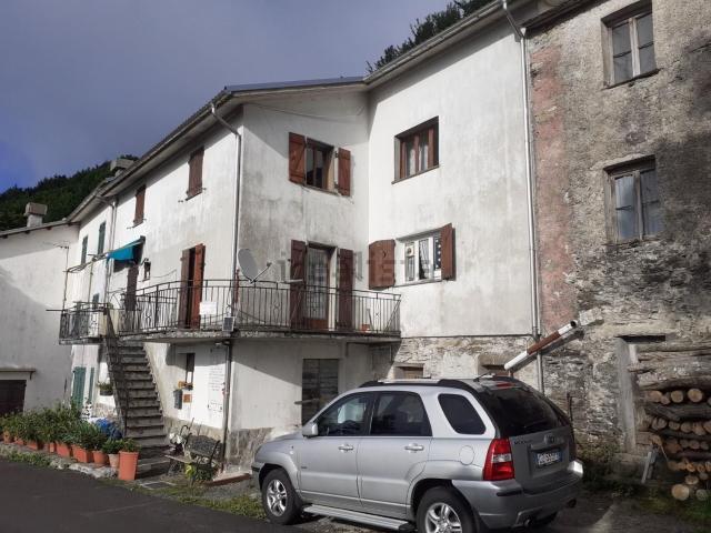 Villa in vendita di 166 m² in Via Barbagelata, 23