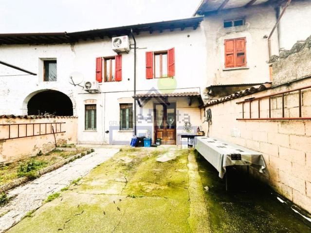 Villa in vendita di 185 m² in Via Marconi