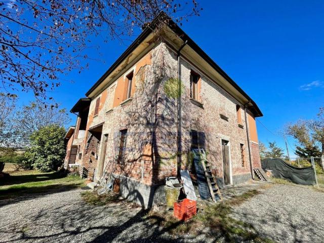 Villa in vendita di 185 m² in Via Montanara