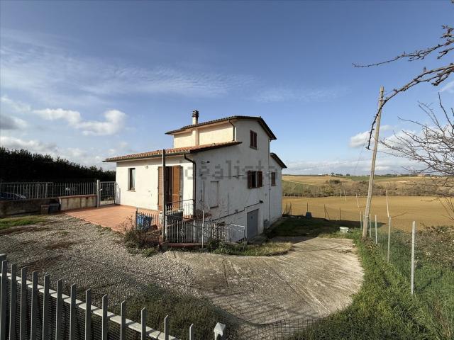 Villa in vendita di 100 m² in Località Frattavecchia, 10