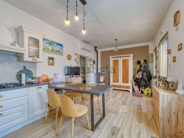 Villa in vendita di 100 m² in Via Roma