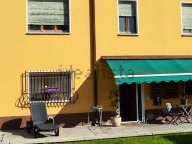 Villa in vendita di 109 m² in Via G. Fontana, 21