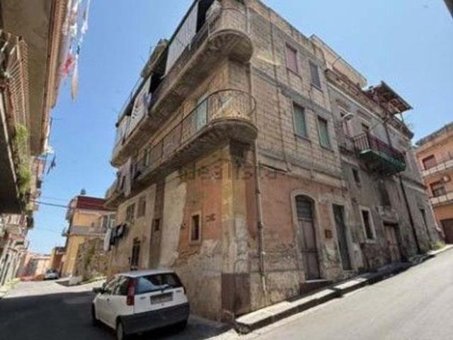 Villa in vendita di 111 m² in Via Trento, 19