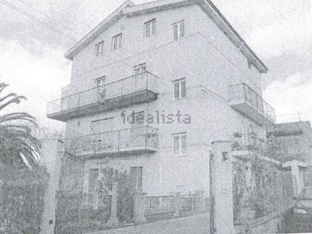 Villa in vendita di 117 m² in Via Nazionale