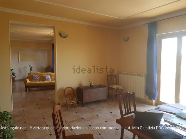 Villa in vendita di 121 m² in Via Nazionale, 3