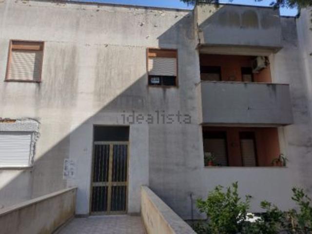 Villa in vendita di 122 m² in Via Libertà, 79