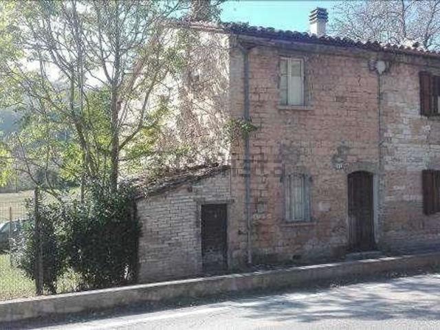 Villa in vendita di 127 m² in Via Petriccio, 9