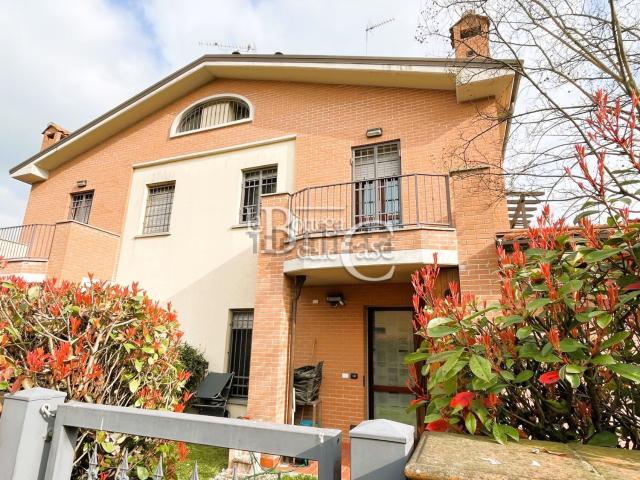 Villa in vendita di 130 m² in Via Creti