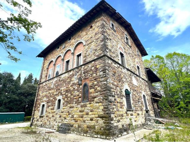 Villa in vendita di 130 m² in Via della Lupaia