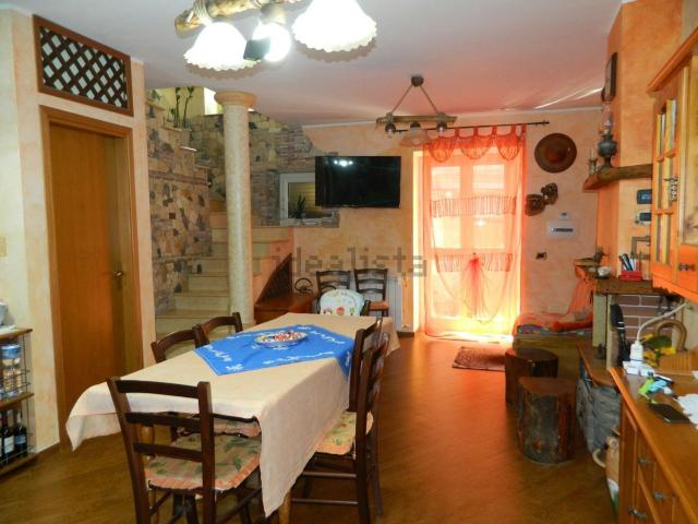 Villa in vendita di 134 m² in Via Florida, 15