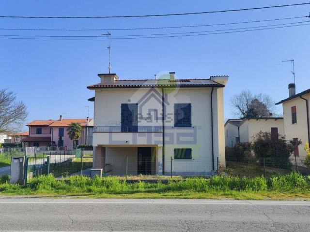 Villa in vendita di 135 m² in Via Europa