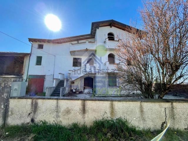Villa in vendita di 250 m² in Località Crosignano