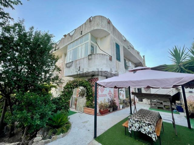 Villa in vendita di 280 m² in Via Sua Santità Papa Giovanni Paolo II