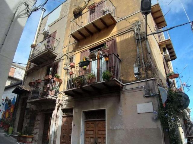 Villa in vendita di 28 m² in Via Nicolò Tommaseo, 45