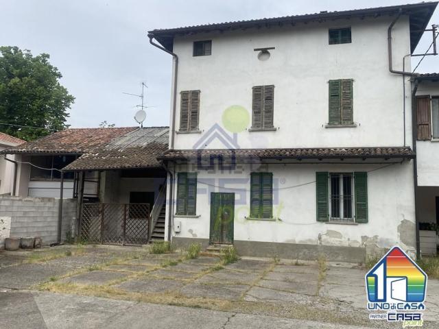 Villa in vendita di 290 m² in Via Mirandola