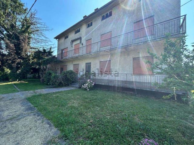 Villa in vendita di 291 m²