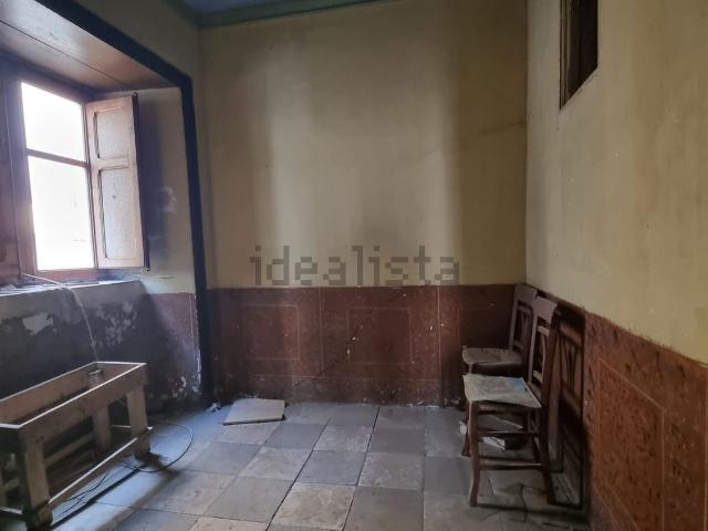 Villa in vendita di 200 m² in Via Ruggero I, 65