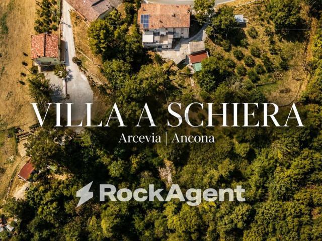 Villa in vendita di 200 m² in Via San Giovanni Battista, 294