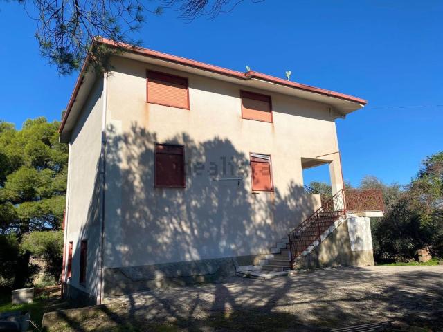 Villa in vendita di 206 m² in Contrada Santuzza