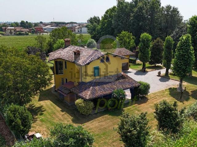 Villa in vendita di 210 m² in Via Giuseppe Maiandi