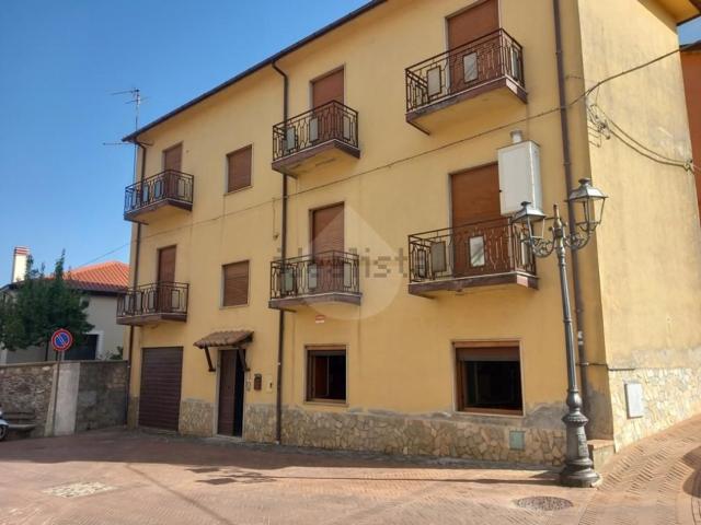 Villa in vendita di 218 m² in Viale Roma