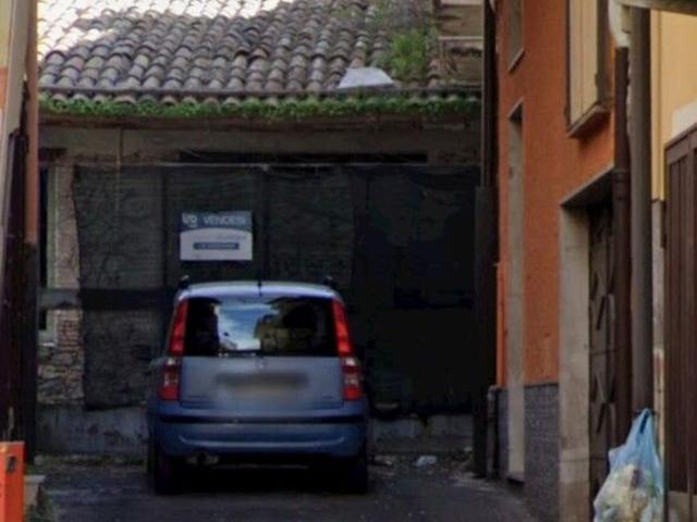 Villa in vendita di 220 m² in Via Alecci, 8