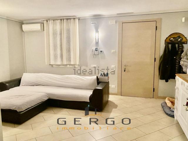 Villa in vendita di 220 m² in Via Nicola Grassi