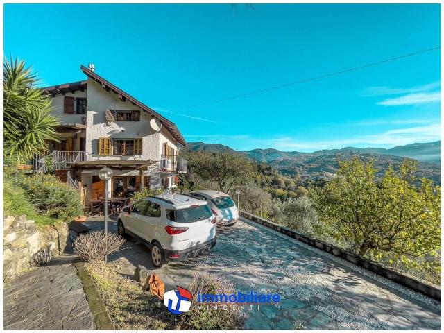 Villa in vendita di 220 m²