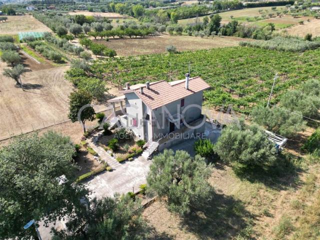 Villa in vendita di 228 m²