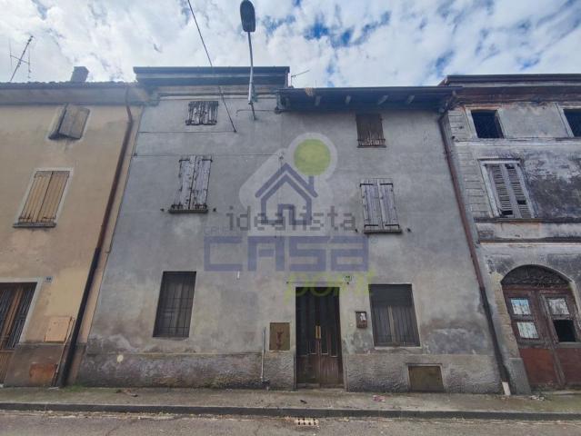 Villa in vendita di 230 m² in Via del Patriota