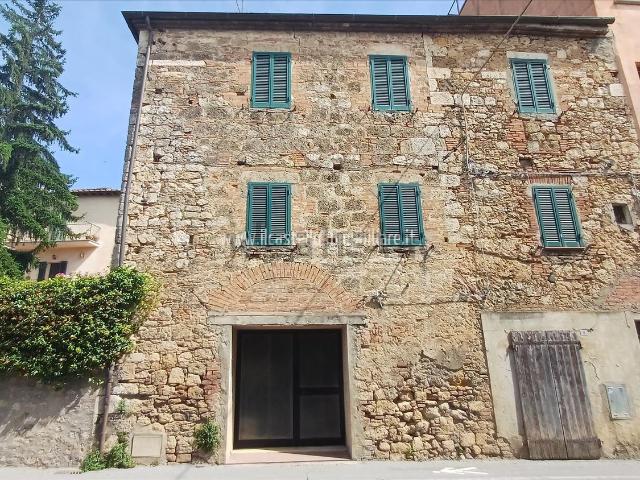 Villa in vendita di 234 m² in Via di Fuori, 6