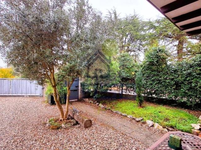 Villa in vendita di 300 m² in Via Pioppino