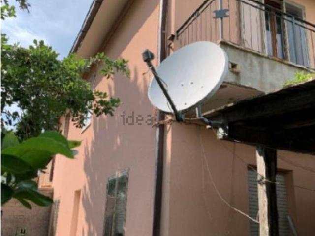 Villa in vendita di 322 m² in Via Duchi di Montefeltro