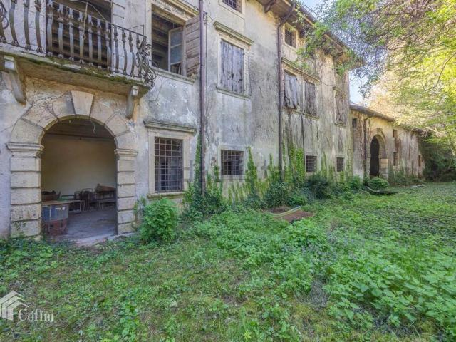 Villa in vendita di 330 m²