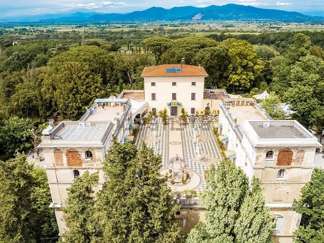 Villa in vendita di 4750 m² in Via Poggio alla Farnia