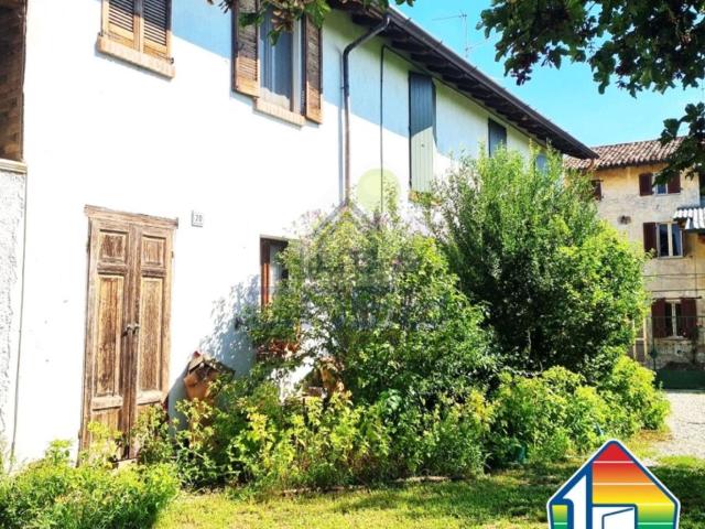 Villa in vendita di 415 m² in Via Montenero