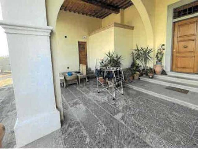 Villa in vendita di 425 m² in Via di Giramonte, 73