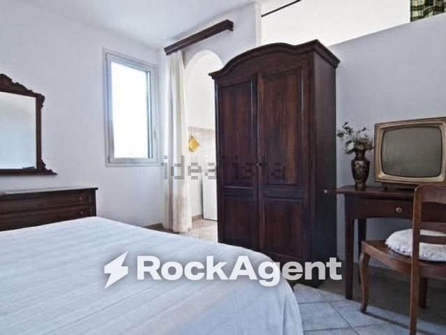 Villa in vendita di 438 m² in Via Gabriele D&apos Annunzio