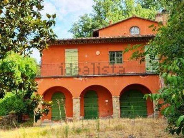 Villa in vendita di 500 m²