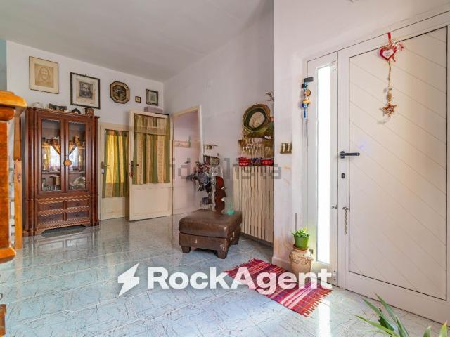Villa in vendita di 95 m² in Vicolo Adriano, 6